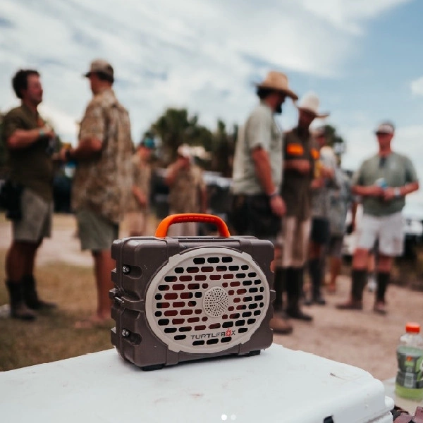 THE -TURTLE-BOX-SPEAKER